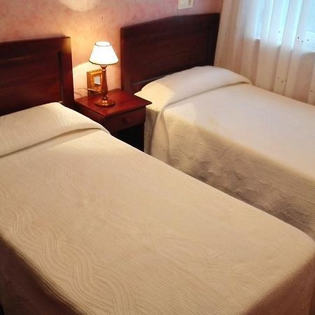 Apartamentos Los Balcones Tineo Eksteriør bilde